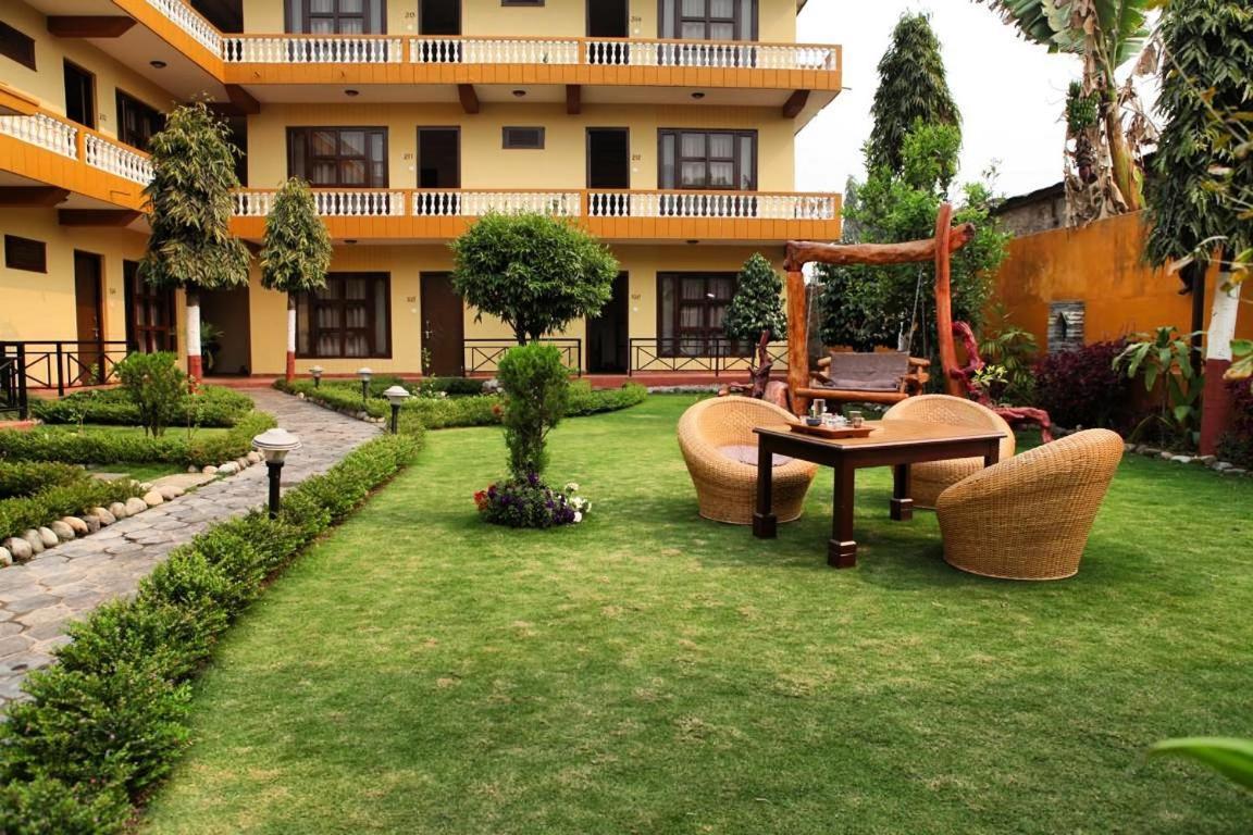 Hotel Homeland بوكْرا المظهر الخارجي الصورة